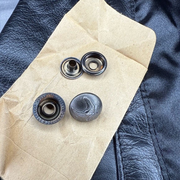 Harley-Davidson Women's Genuine Leather Sleeveless Biker Vest - Size M - Picture 13 of 13